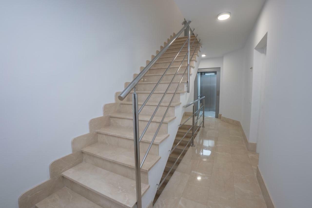 Apartamentos Mombasa 1 Planta Nerja Exterior photo
